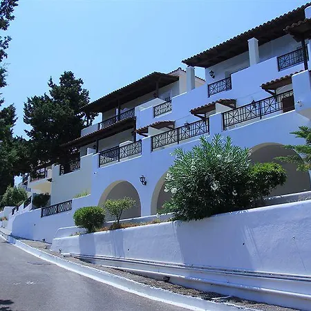 מלון Corfu Village (adults Only) 3*